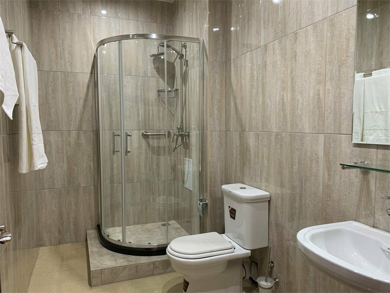 Гостиница Артис Плаза Магас