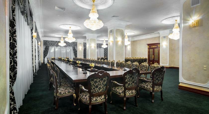 Гостиница Артис Плаза Магас-140